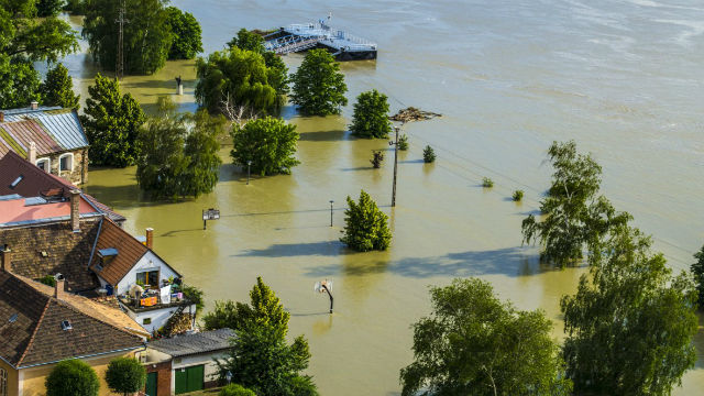 I Saw God’s Authority in the Flood 