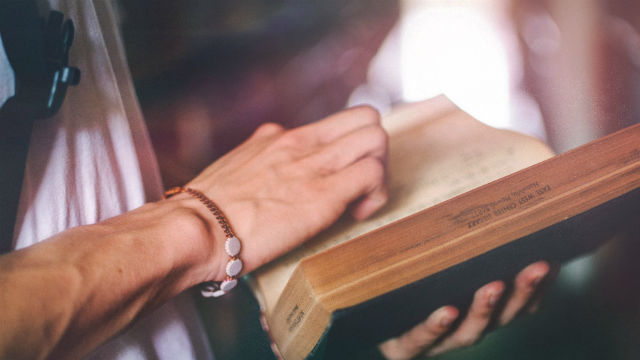 The Little Scroll, the Word Outside the Bible? 
