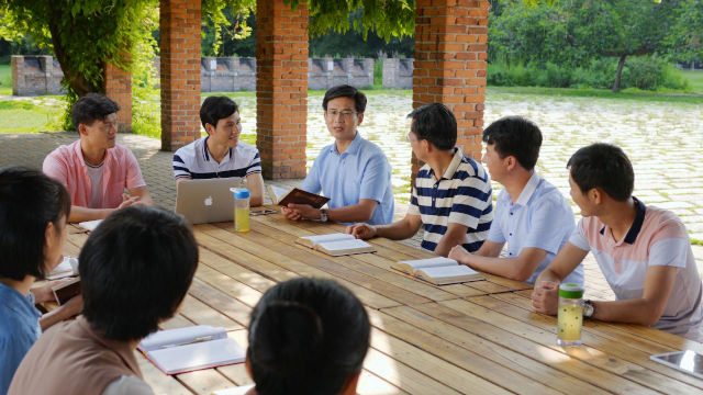 christians attend meeting